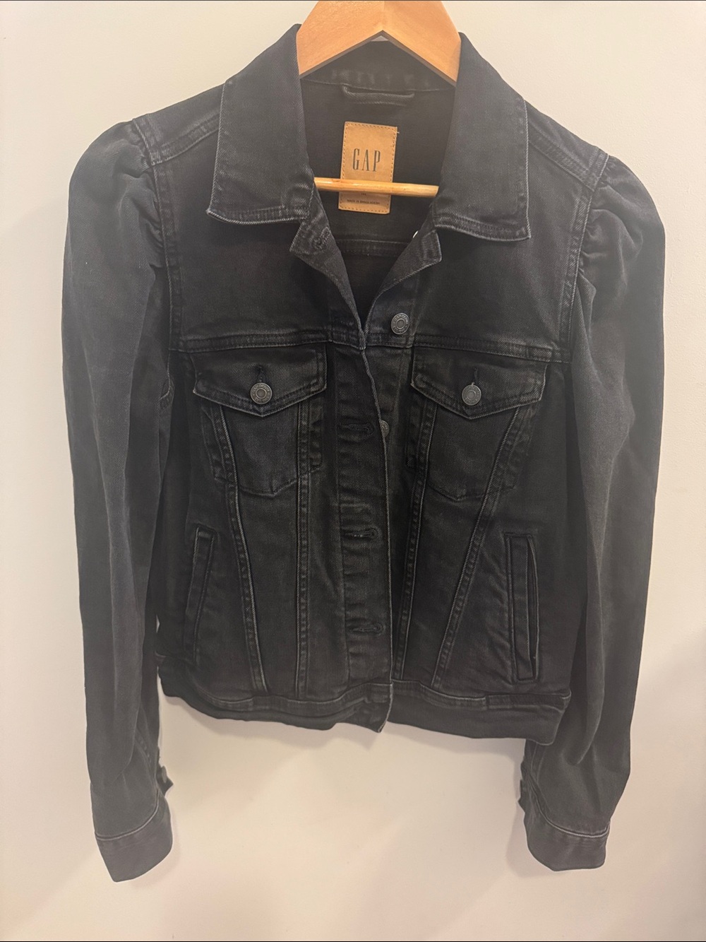 GAP Women's Black Denim Jacket with Puff Shoulders